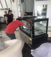Vận hành tủ trưng bày bánh tại khu đô thị Dương Nội